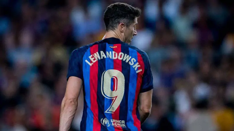 Хави: «Барселона» не зависит от Левандовски»