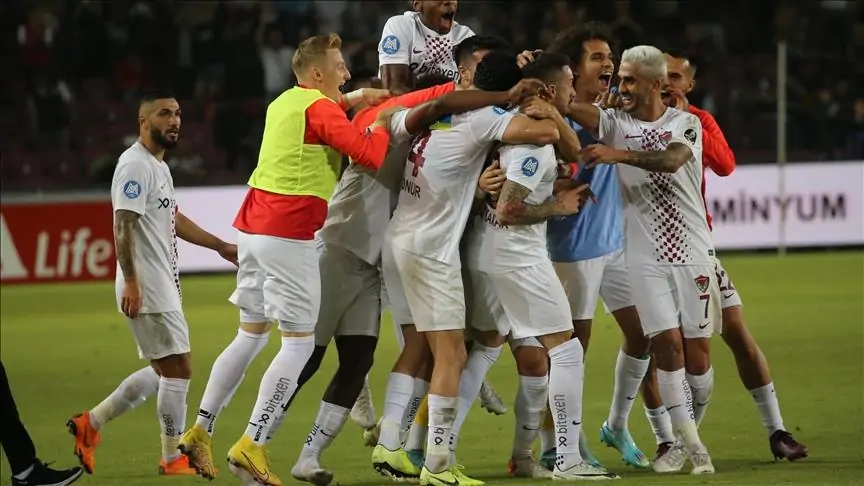 Турецький клуб знявся з розіграшу чемпіонату через наслідки землетрусів