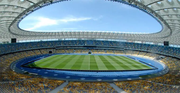 Названы два стадиона, которые вскоре получат сертификацию VAR в Украине