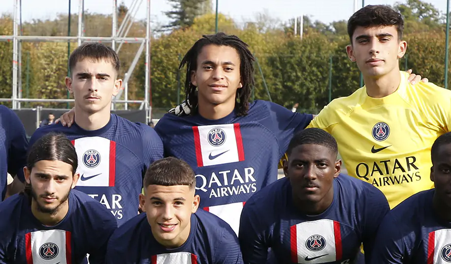 15-летний брат Мбаппе дебютировал в стартовом составе ПСЖ в Юношеской лиге UEFA