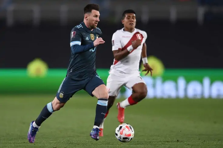 Аргентина минимально одолела Перу в матче отбора на ЧМ-2022