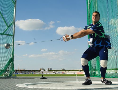 Кохан победил на турнире в Венгрии с рекордом среди 20-летних метателей