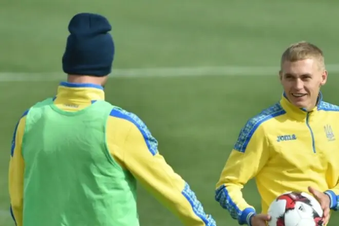 Буяльский играет за сборную Украины в официальном матче впервые за 2,5 года