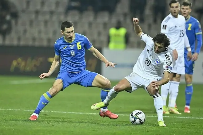 Леоненко: «Не понравилось, как в сборной Украины каждый возился с мячом в матче против Боснии»