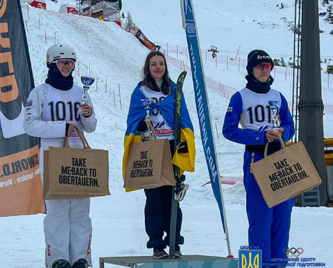 Нелли Попович завоевала золото на этапе Кубка Европы по лыжной акробатике