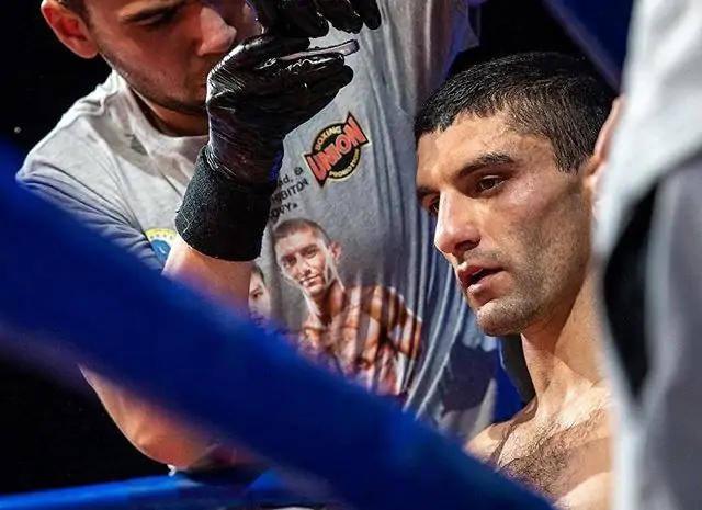 Никогда еще украинский чемпион мира по боксу не опускался так низко