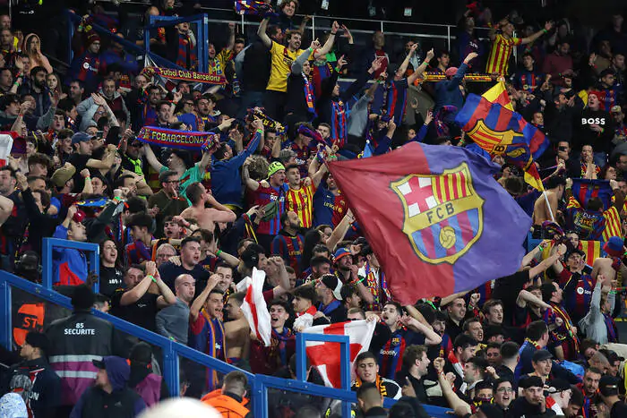 UEFA серьезно наказал Барселону