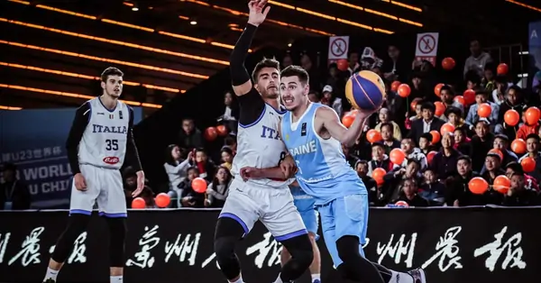 Данк игрока сборной Украины в Топ-10 моментов в баскетболе 3х3 по итогам 2019 года