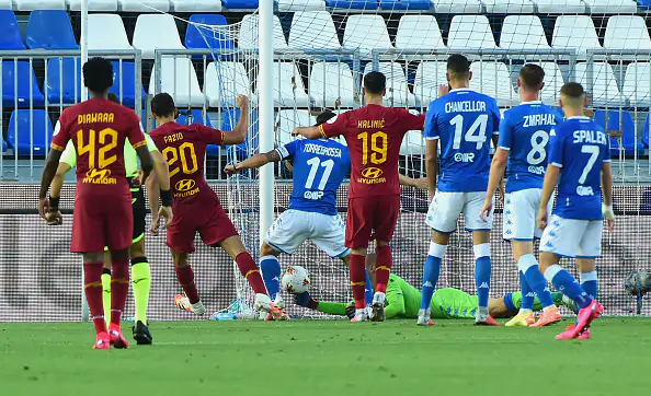 «Рома» добыла разгромную победу, экс-форвард «Днепра» забил впервые после карантина
