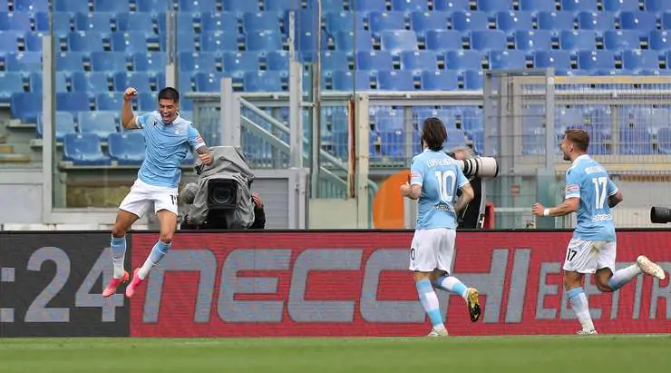 «Лацио» вел 4:1 против «Дженоа», но едва не упустил победу в матче