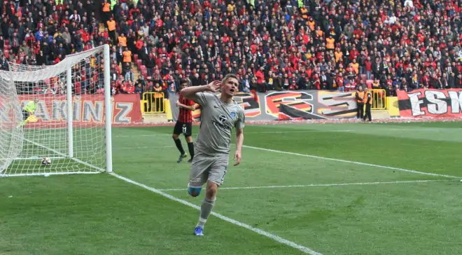 Гладкий забил первый мяч за «Демирспор» в сезоне