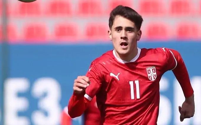 Милан намерен подписать 17-летнего сербского таланта