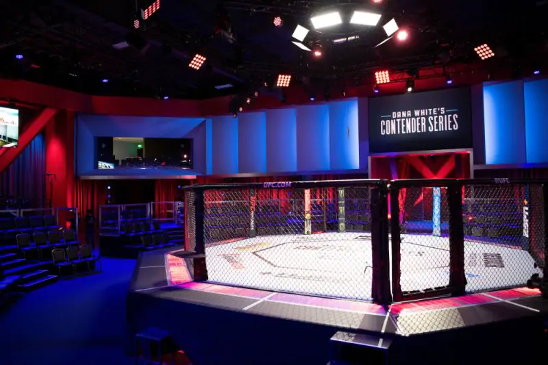 Объявлен полный кард турнира UFC Fight Night в Лас-Вегасе