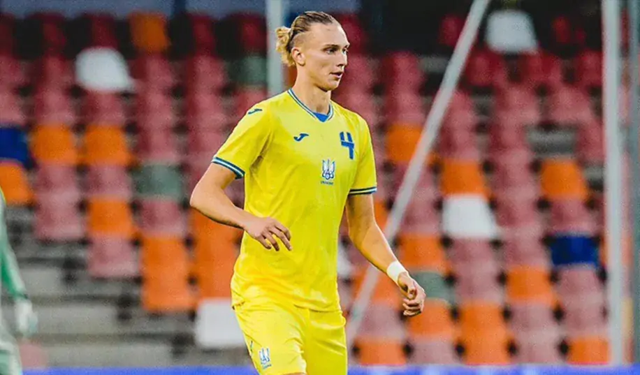 Захисник, якому не дали дебютувати за збірну України, оцінив газон перед Італією