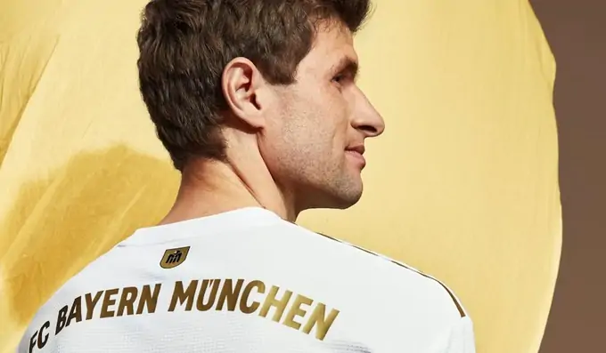 Біло-золотий колір. «Баварія» презентувала нову виїзну форму на наступний сезон