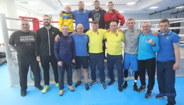 10 украінcкіх боксерів поборються за олімпійські ліцензії на турнірі в Парижі