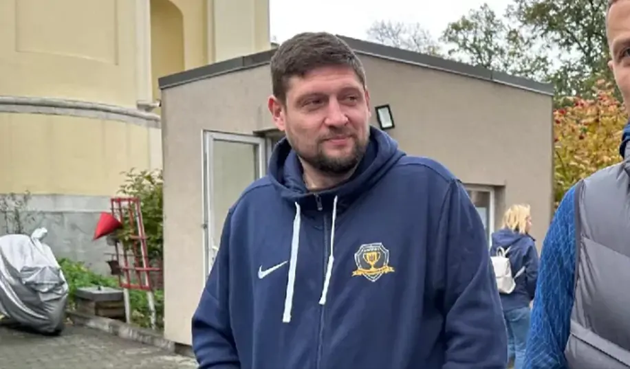 Селезньов пообіцяв колишньому тренеру Дніпра-1 сплатити борги