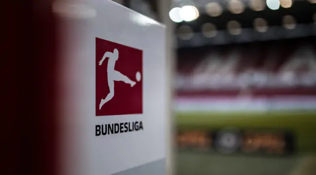 Германия останется без футбола до конца апреля