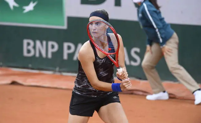 Калинина и Завацкая сыграют с опытными соперницами на старте Roland Garros