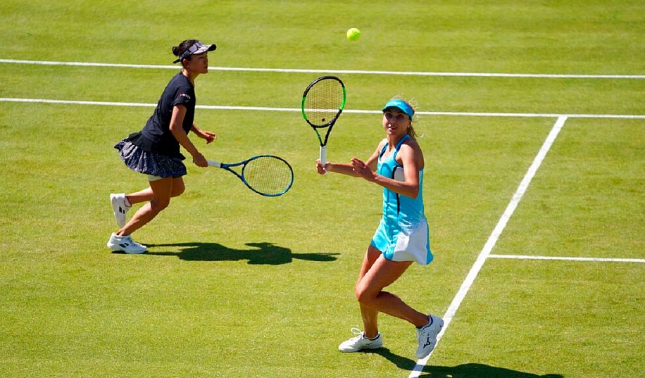 Людмила Киченок с Ниномией совершили камбэк на пути во второй круг Wimbledon