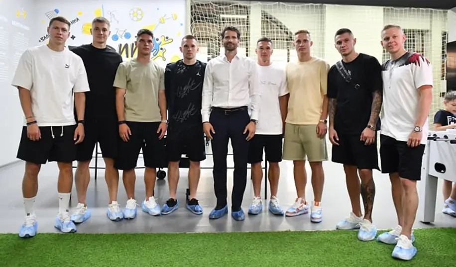 Ексгравець збірної Німеччини: «Раді вітати українську команду»