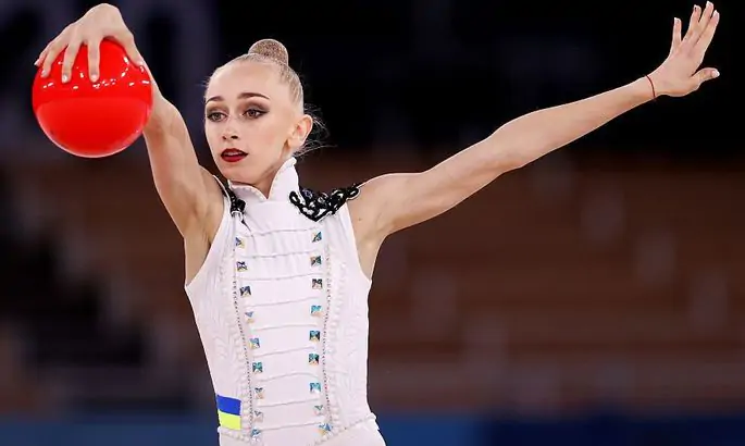 Лідер збірної України з художньої гімнастики знялася зі змагань в Італії