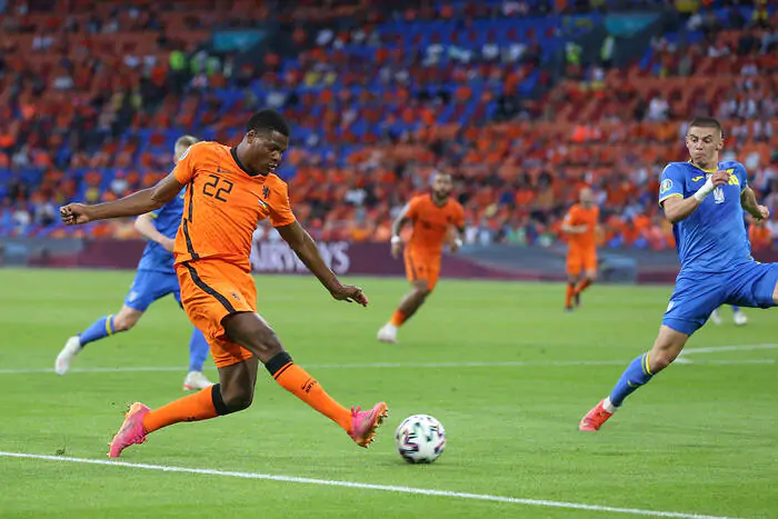 Основной игрок сборной Нидерландов пропустит первый матч на Евро-2024