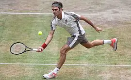 Федерер в десятый раз выиграл турнир в Галле