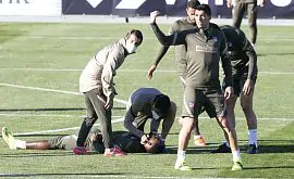 Форвард «Атлетико» потерял сознание на тренировке