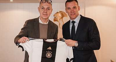Шевченко прибыл на первое заседание в UEFA в новой роли