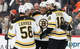 «Бостон» установил рекорд НХЛ по количеству побед
