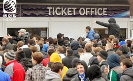 Спекулянты выкупили пять тысяч билетов на матч «Динамо» - «Фиорентина»