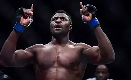 Нганну звинуватив главу UFC в спробах зірвати його бій з Ф'юрі