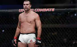 Легенда UFC зізнався, що бій з українцем Потєрєю стане для нього останнім