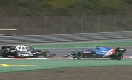 Гасли и Алонсо столкнулись на первом круге Гран-при Турции