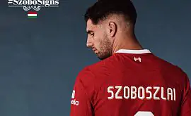 Собослаи официально представлен игроком «Ливерпуля»