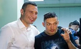 Виталий Кличко: «Спасибо Александру Усику за победу в таком сложном поединке»