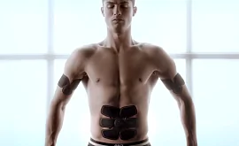 Роналду снялся в рекламе китайского прибора для накачивания мышц