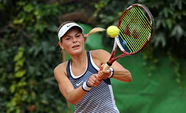 Завацкая проиграла в первом туре в Валенсии