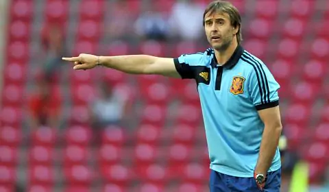 Лопетеги продлил контракт со сборной Испании перед чемпионатом мира