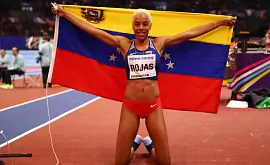 Рохас стала чемпионкой мира в тройном прыжке, Уолш выиграл золото в толкании ядра