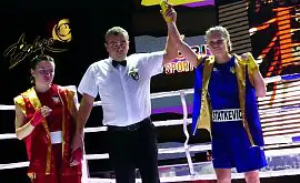 Грация и агрессия. Лучшие фото шоу Лиги женского бокса в Харькове