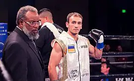Украинский кикбоксер делает карьеру в боксе – нокаутировал соперника убийственным ударом по печени