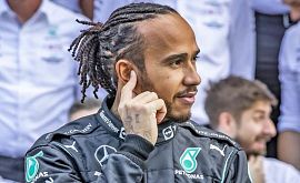 Хэмилтон сообщил Mercedes, что не будет уходить из Формулы-1