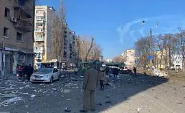 Владимир Кличко показал кадры после бомбежки в Киеве: «путинская мечта о великой россии – кошмар для Украины»