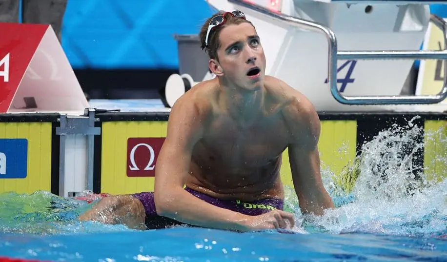 19-летний Бухов квалифицировался в полуфинал Олимпиады в плавании на 50 м вольным стилем