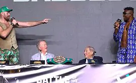 Колишній чемпіон світу вважає, що Ф'юрі в бою з Нганну буде копіювати Мейвезера
