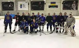 Селезнев посетил тренировку хоккейной сборной Украины