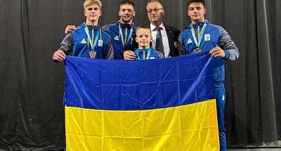 Українські акробати вибороли бронзу на юніорському чемпіонаті світу