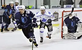 «Ледяные Волки» в матче с «Соколом» оформили первую победу в сезоне